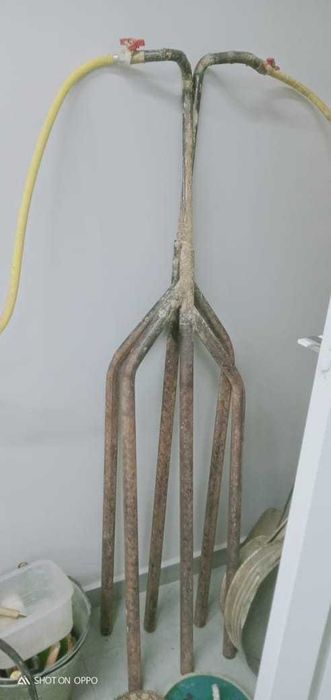 Продам тестомес 75 литровый,компрессор,и горелка ,пресс аппарат