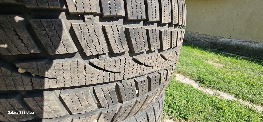 Anvelope iarna 225/40r18 DOT 2023