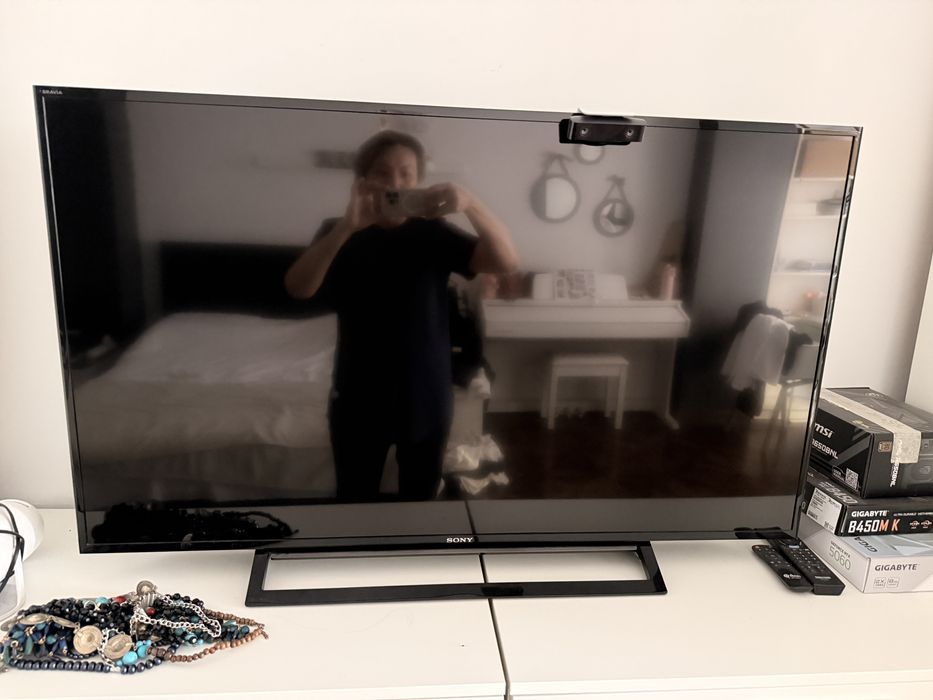 Продам телевизор