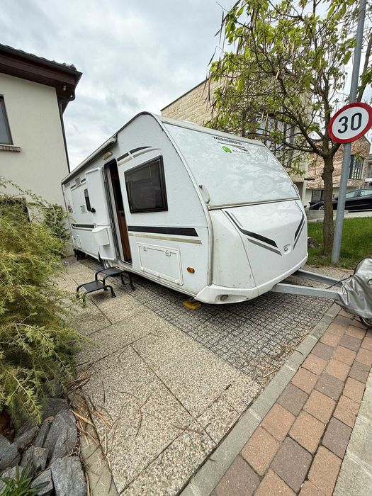 Weinsberg  550 QDK – Rulotă spațioasă pentru familie | Stare excelentă