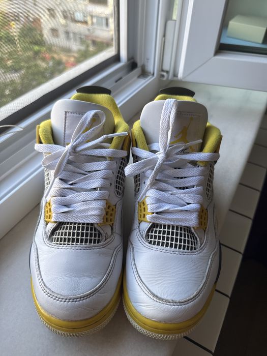 jordan 4 retro sulfur