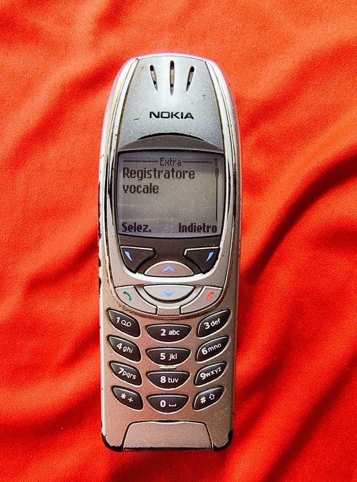Nokia 6310i  ( decodat,)