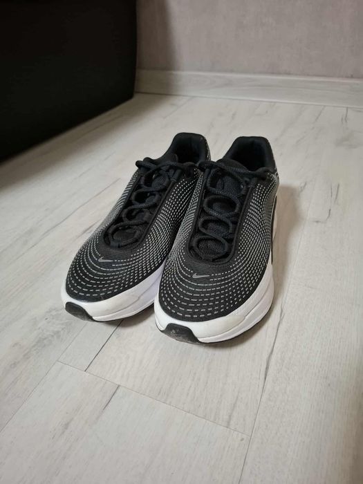 Мъжки маратонки NIKE AIR MAX DN