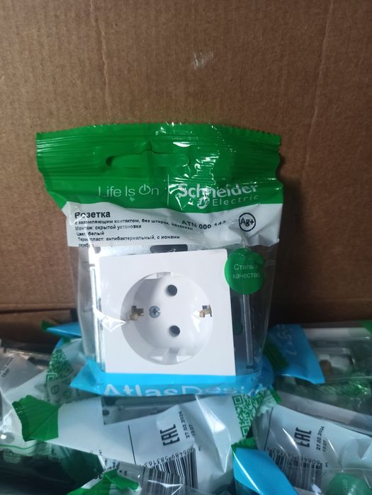 Продам розетки Шнайдер,