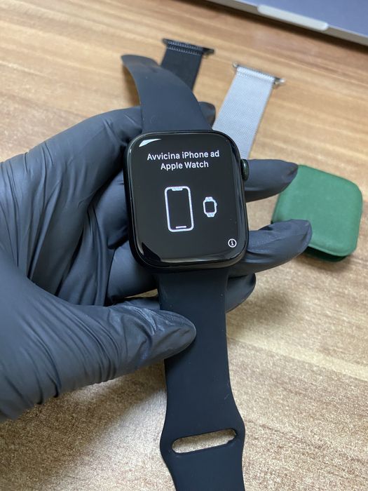 Apple Watch Seria 7 / 45 mm / GPS + cellular / Green / Nou |