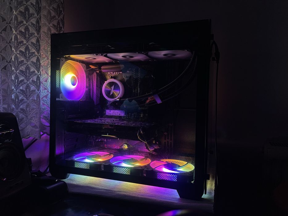 Calculator de gaming plus monitor 180hz