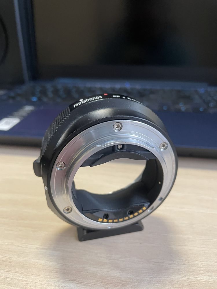 Vand adaptor Metabones Ef - E mount