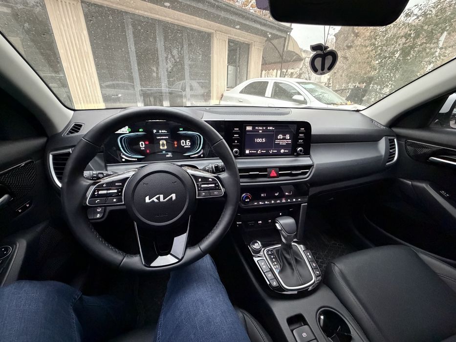 Kia Seltos Full 4 Позится