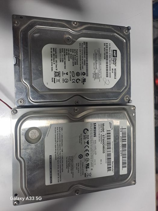 Hdd desk sotiladi.