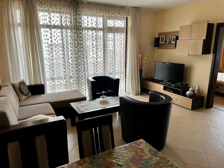 Продава се Тристаен апартамент в к.к. Слънчев бряг - 106 кв.м за 991 €/кв.м - Снимка #2