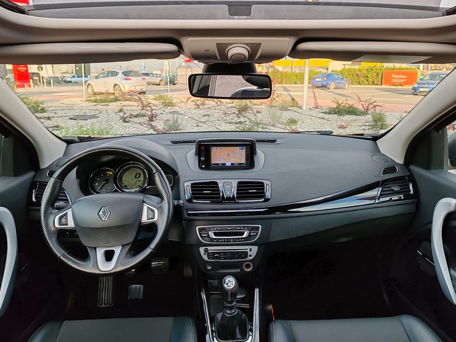 Megane 3, Bose, Xenon, trapa, camera