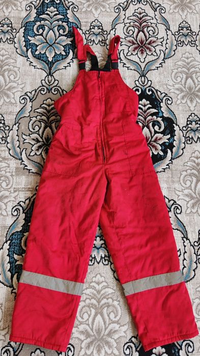 Эркаклар кишки иш кийими сотлади