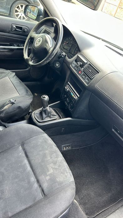VW Golf 4 1.4 benzina 2001