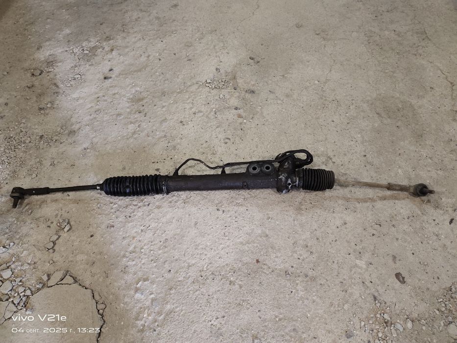 Рулевая рейка  на Ниссан максима а 33