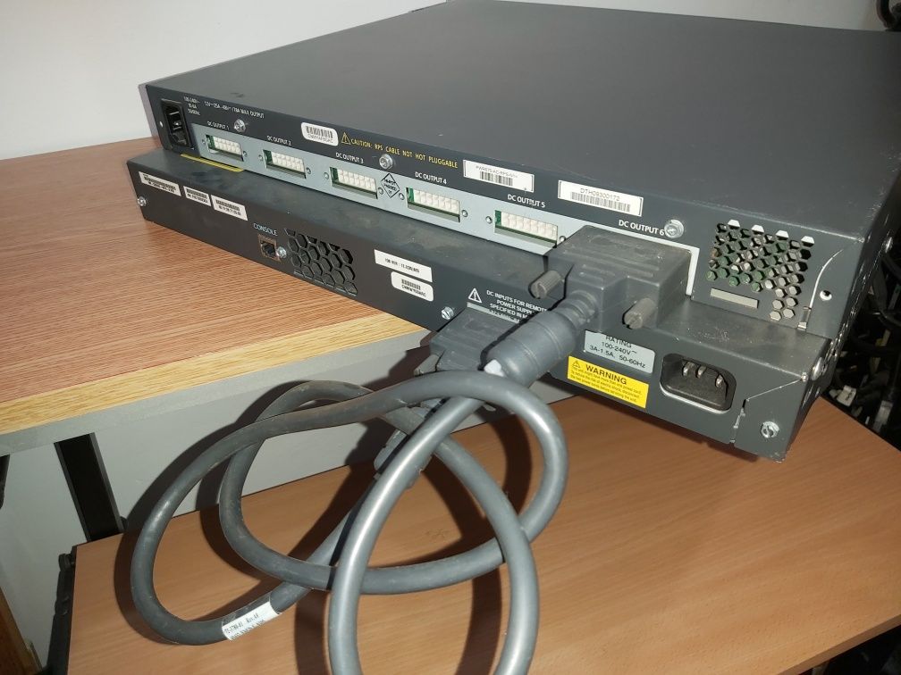 Switch L3 CISCO 3560G 48 port gigabit plus sursa Cisco RPS 675