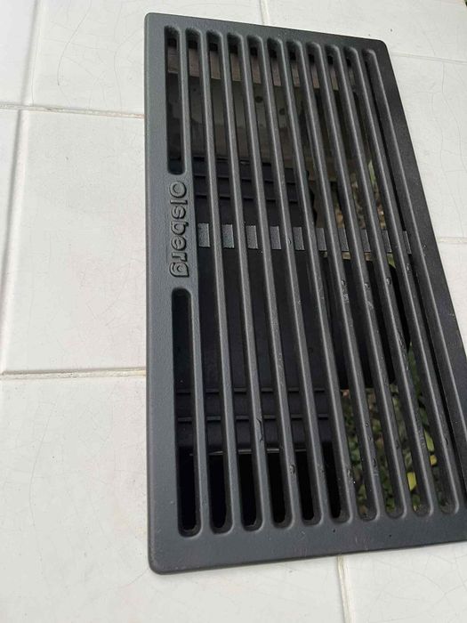 Кахлена / керамична чугунена камина