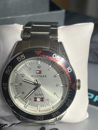 CEAS TOMMY HILFIGER, elegant, stare excelenta, cutie completa