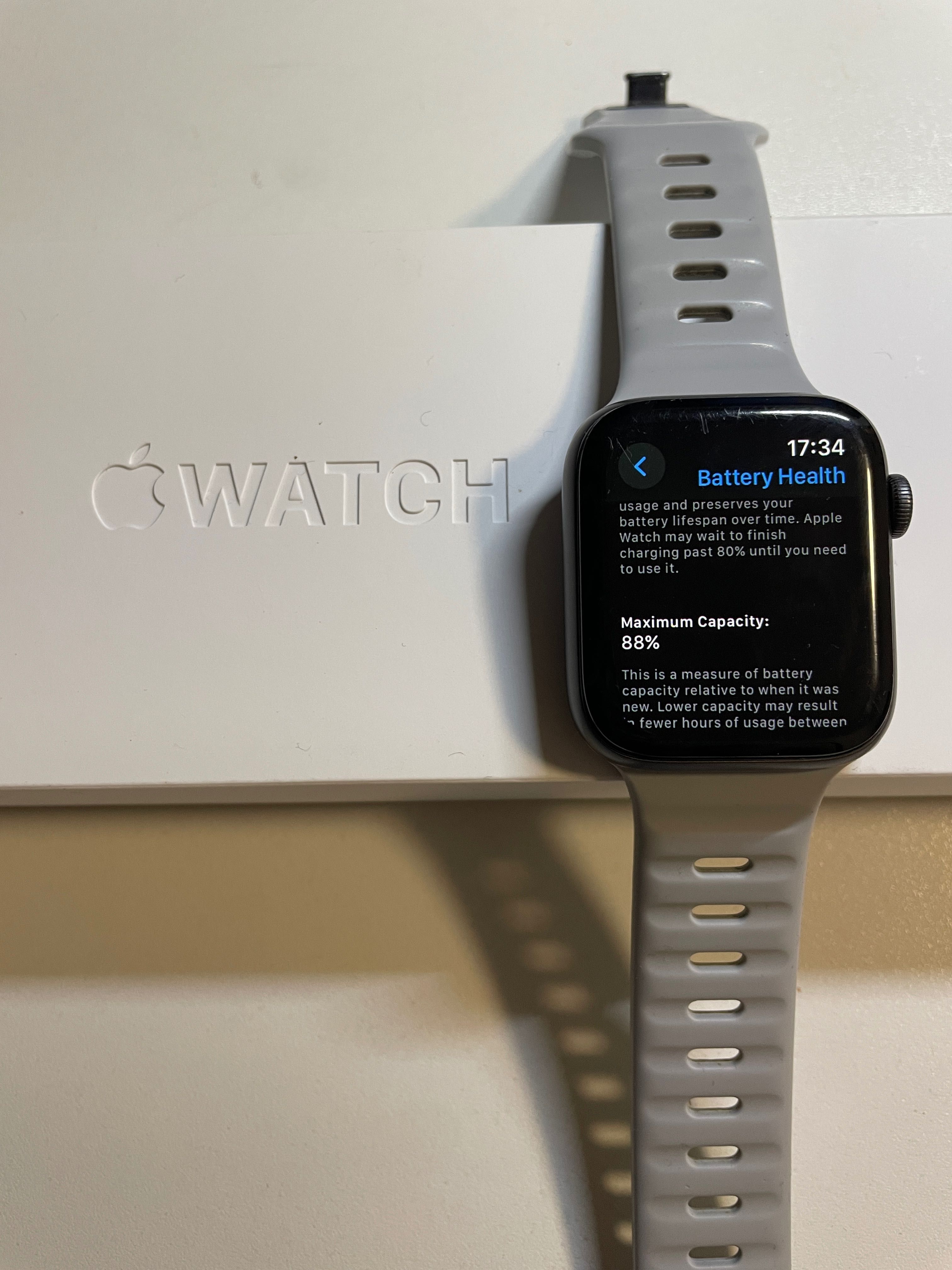 Apple Watch Series 6 44mm Sp Gray Wi-Fi + Cellular