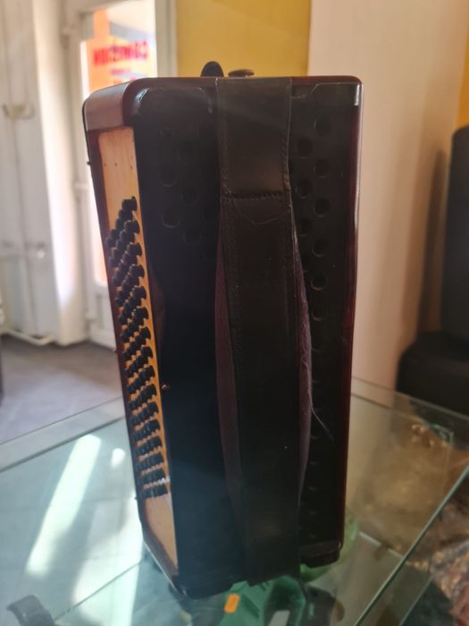 Acordeon Hohner Verdi 2 80 basi bandon 880