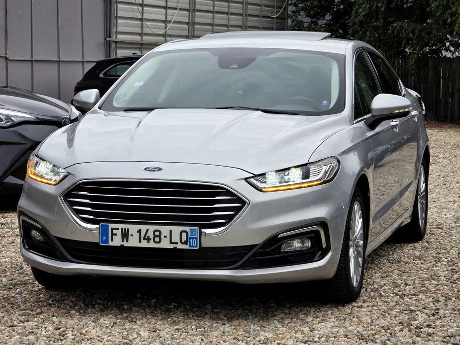 Ford Mondeo Mondeo SW 2.0 Hybrid 187 Titanium / Distronic / LED - Piele /Euro 6