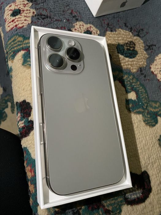 Айфон 16 про 256 гб E-sim