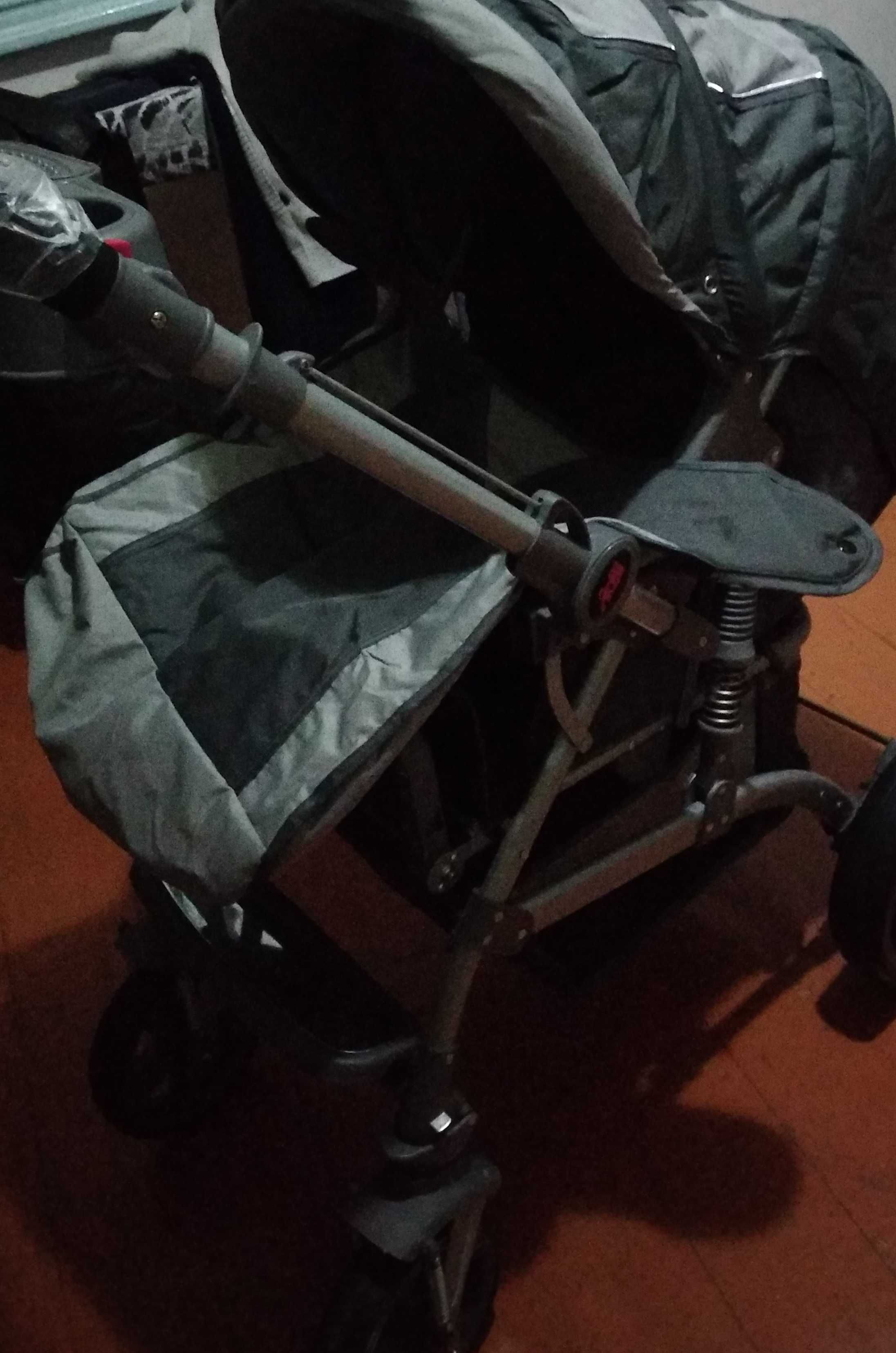 Детская коляска в новом состоянии