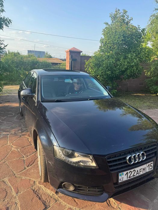 Продам Ауди А4 Б8