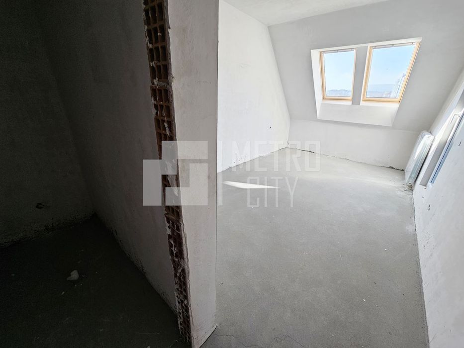 Продава се Тристаен апартамент в София, Овча купел - 123 кв.м за 1943 €/кв.м - Снимка #5