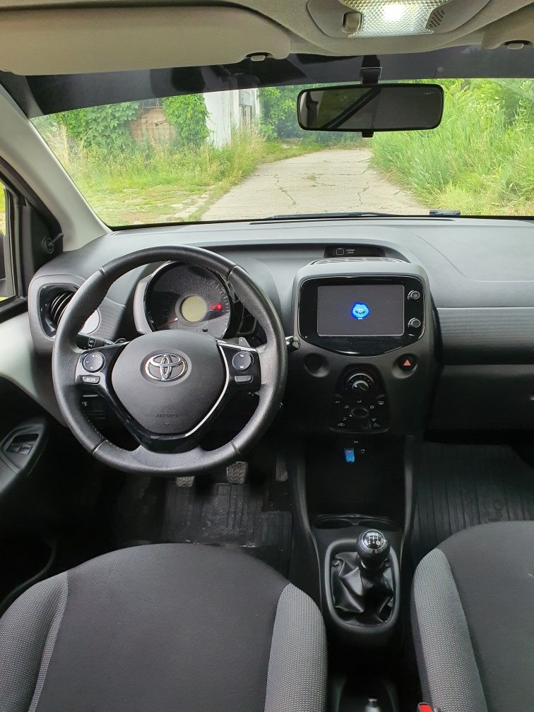 Toyota aygo 2015