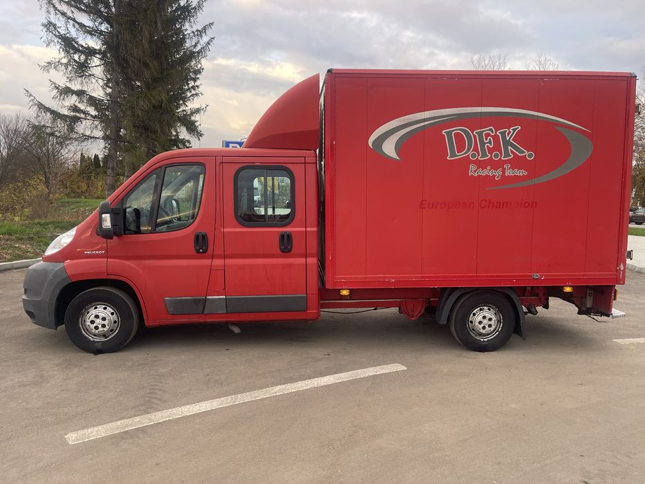 Peugeot boxer 7 locuri