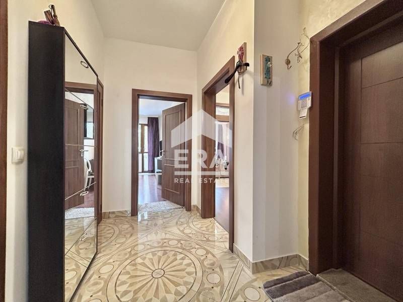 Дава се под наем Тристаен апартамент в София, Център - 102 кв.м за 800 € - Снимка #7