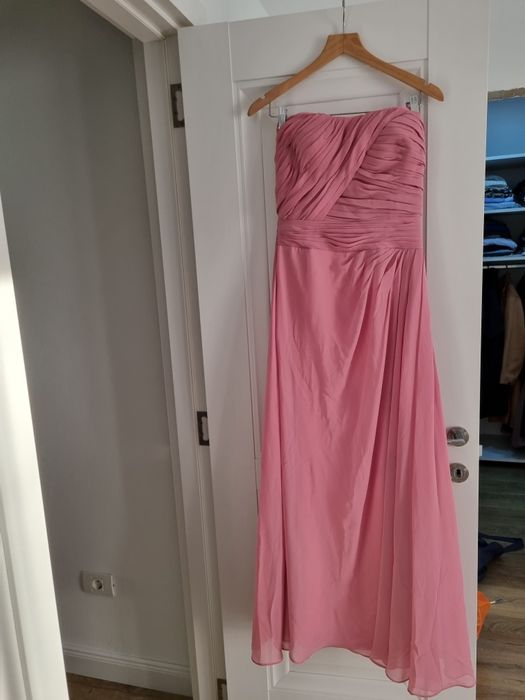 Vand rochii de seara dama