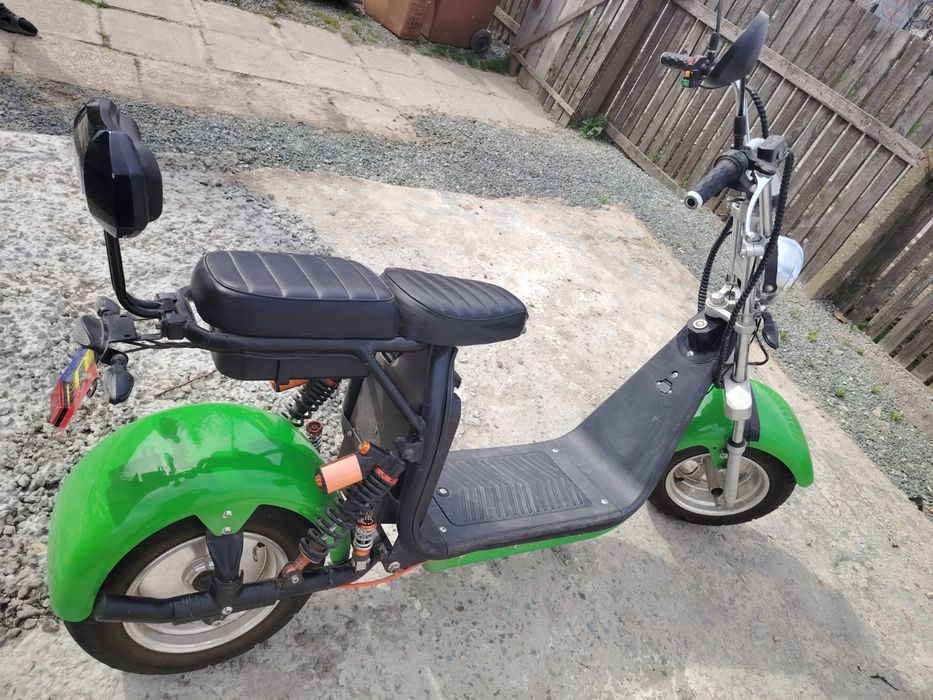 Vând scuter electric