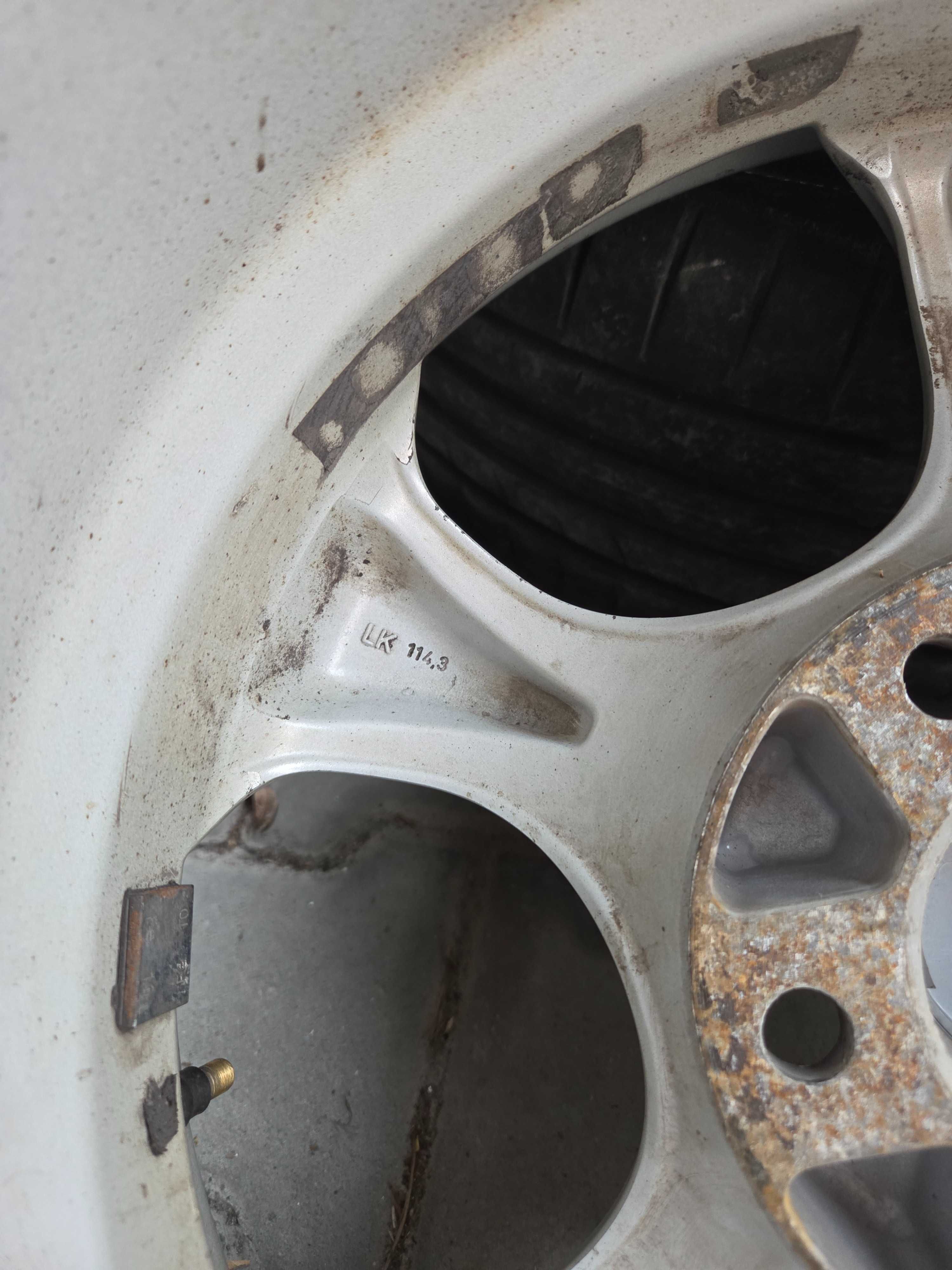 Джанти с гуми Rial 16 x 7.5J 5x114.3 205/55/R16