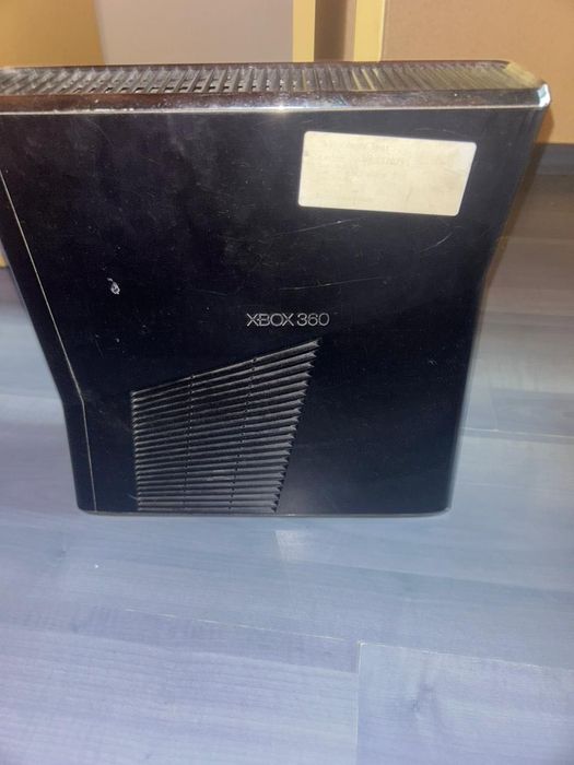 Продавам Xbox 360