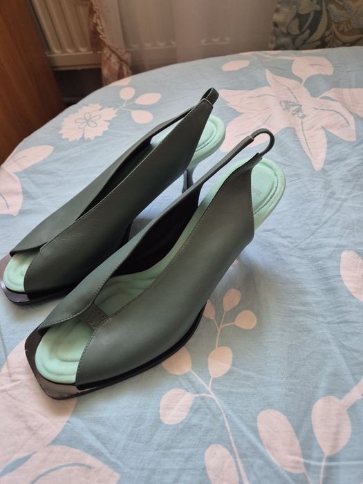 Sandaluțe Sport MaxMara cu toc mic, mărimea 38