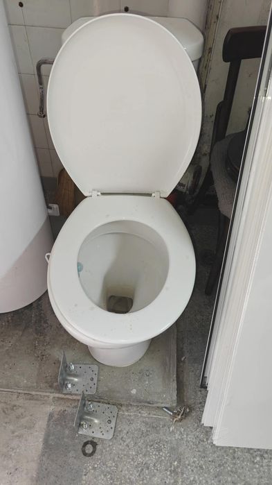 Два моноблока Фаянс