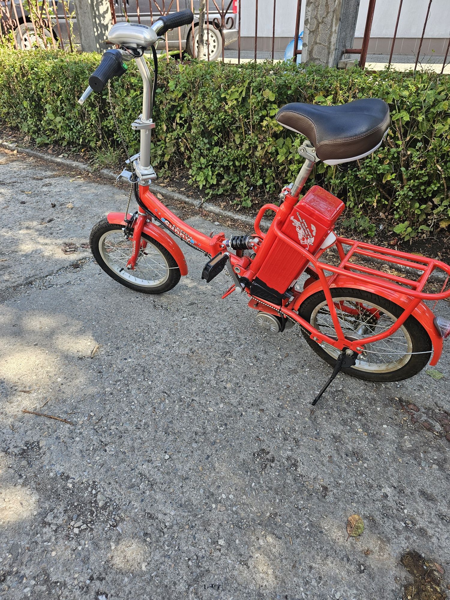 Bicicletă electrică