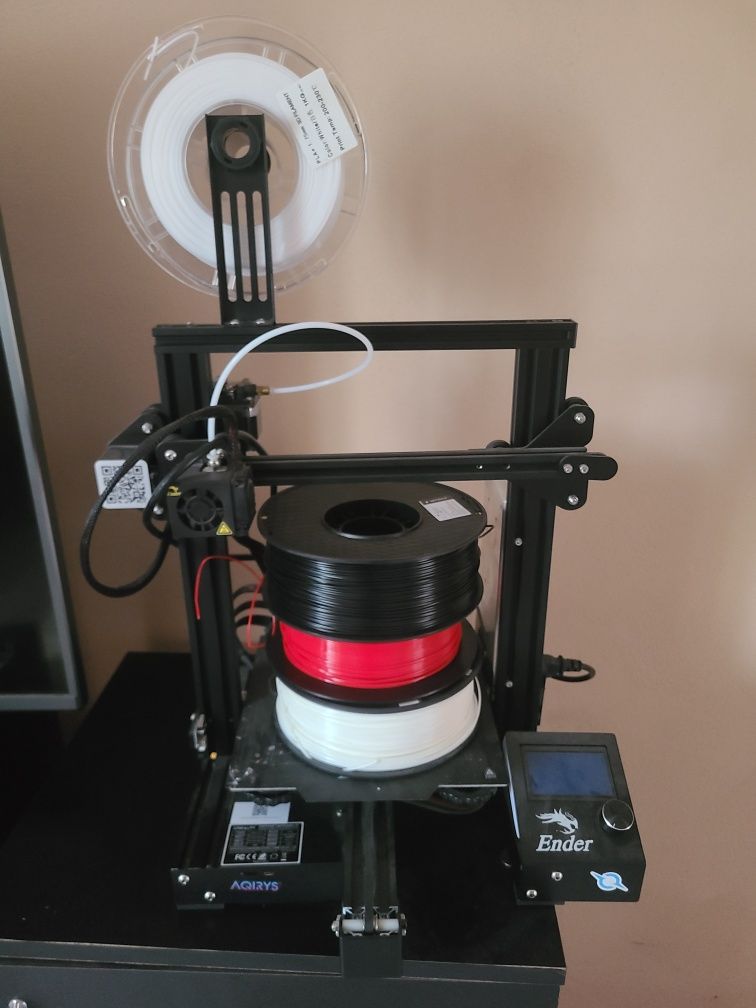 Vand imprimanta 3d creality ender 3 pro