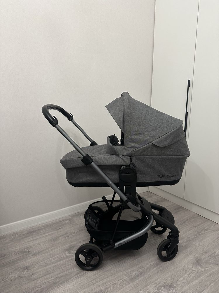 Продам Easywalker Charley Mini