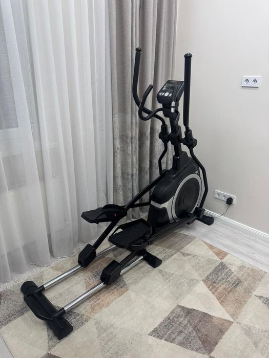 Эллиптический тренажер