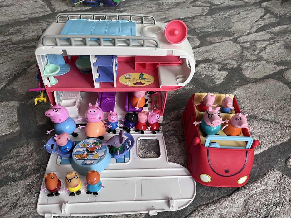 Peppa pig autorulota si masina, figurine
