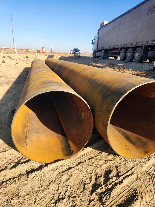 Трубы стальные 1020*12