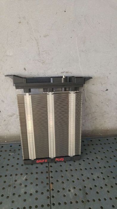 Radiator incalzire bord habitaclu vw golf 5 plus 5m1 521 cz0134100430 1k0963235f