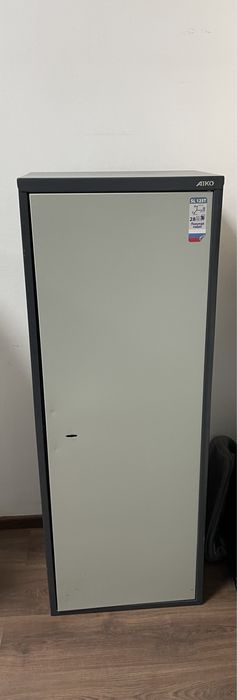 Продам сеиф шкаф в хорошем состоянии