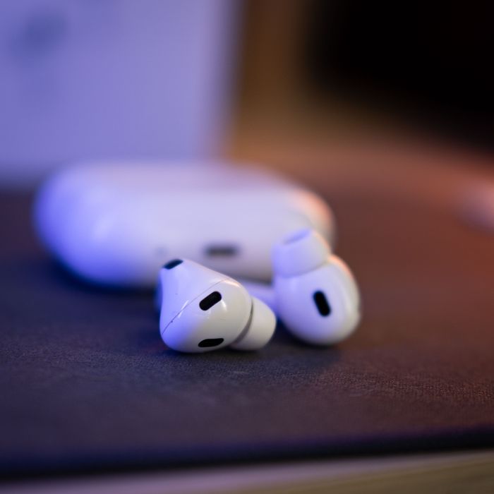 Apple AirPods Pro 2nd Gen, originale, cumpărate din MediaGalaxy