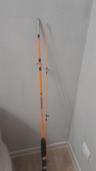 Удочка крокодил тест 100-250 длина 210 оснащение 1000 тг