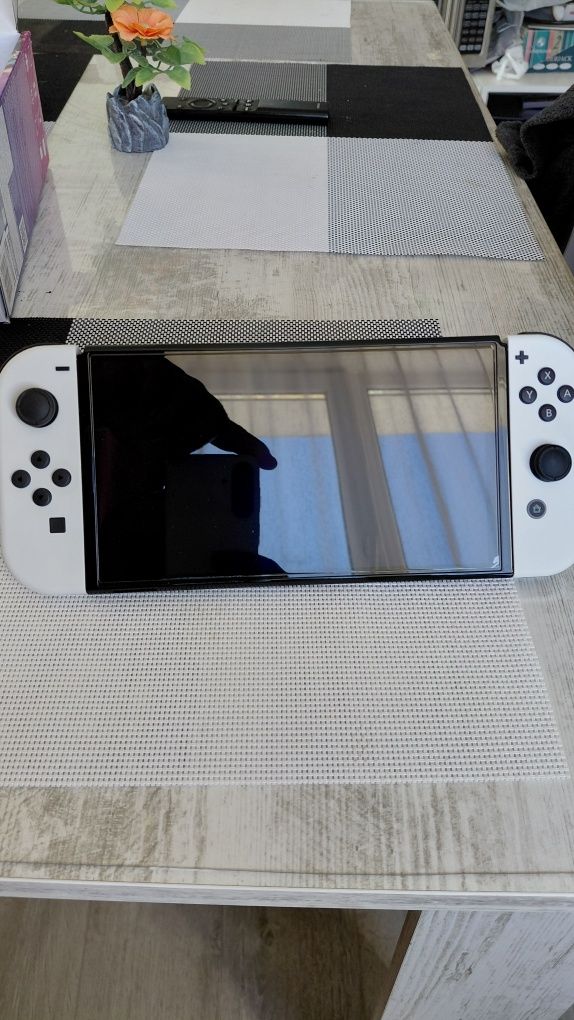 Nintendo SWITCH *OLED*