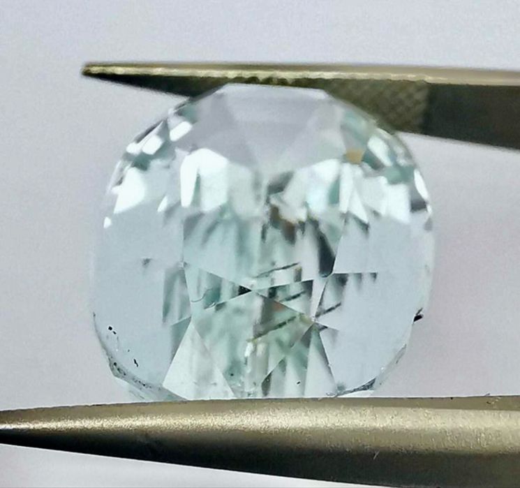 Acvamarin natural de 17,34 ct cu certificat ALGT