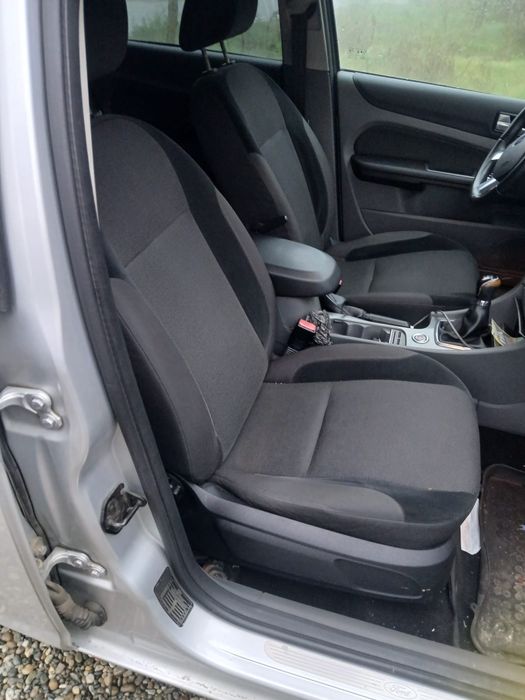 Vand Ford focus an 2011 Luna a7a